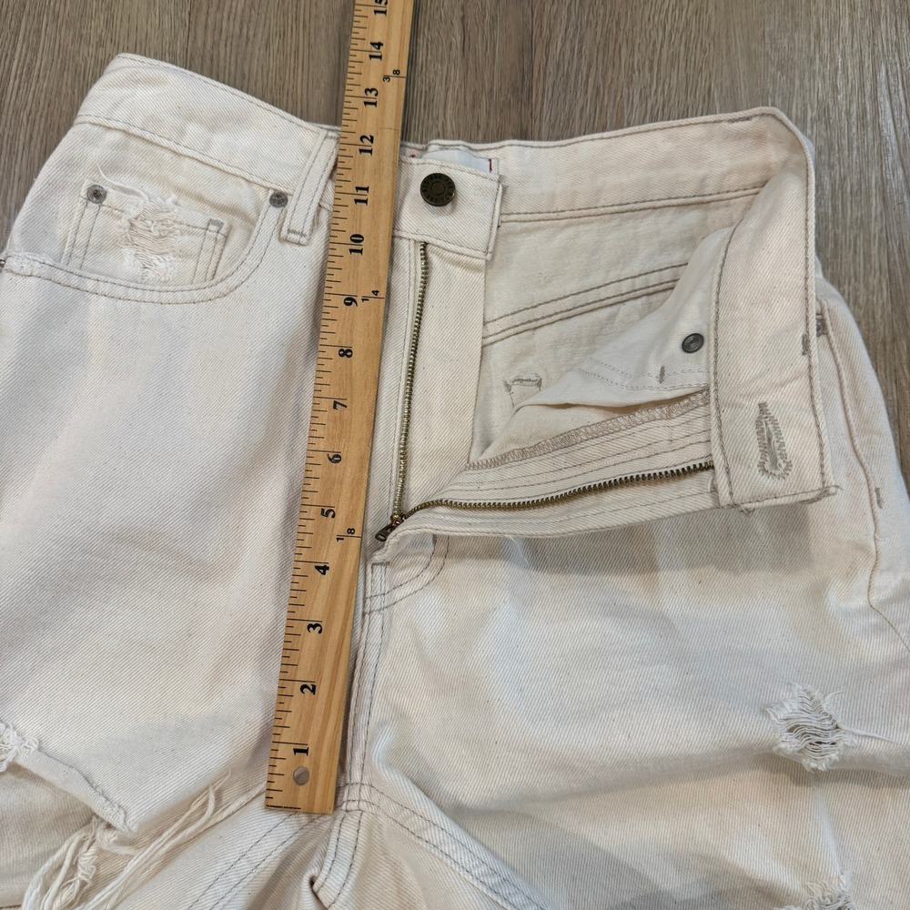 BDG Urban Outfitters High-Rise Baggy Distressed Jeans Cream Off-White Size 27 - Picture 4 of 9